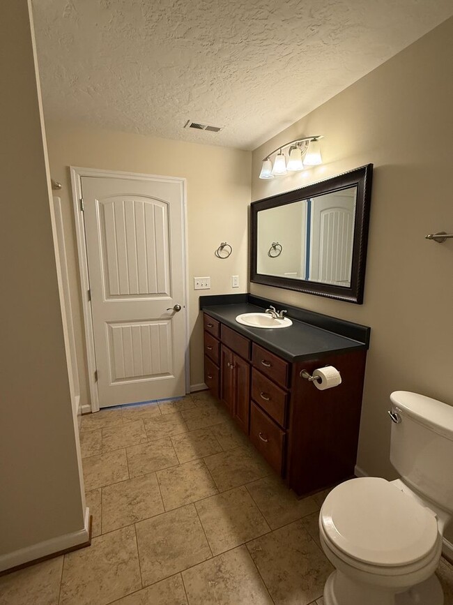 Building Photo - 43 Embecca Landing