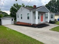 Building Photo - 201 Chipley Ln