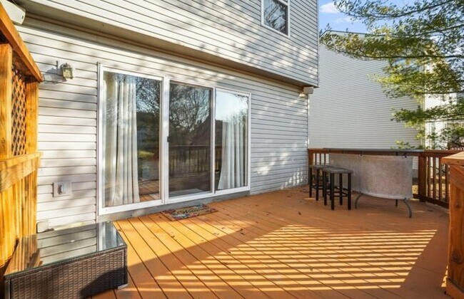 Building Photo - 1500 Aniko Ave