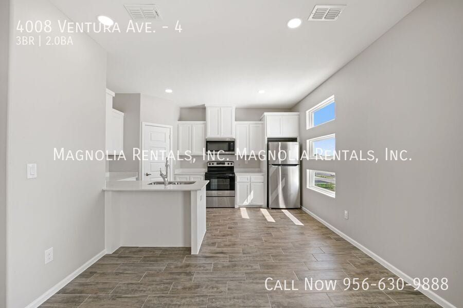 Building Photo - 4008 Ventura Ave