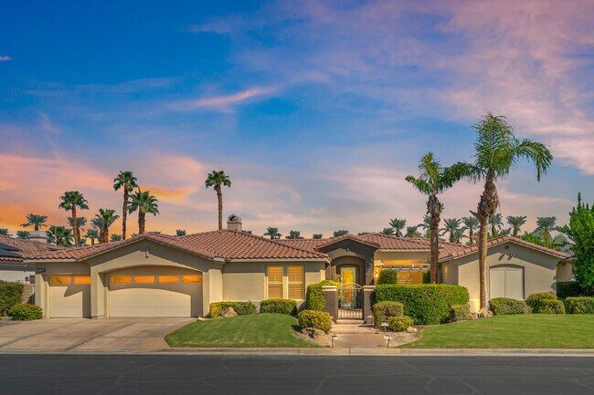 Primary Photo - 75940 Cam Cielo