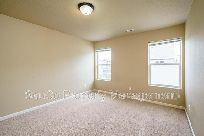 Building Photo - 2973 25th Ave