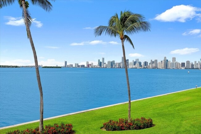 Building Photo - 4921 Fisher Island Dr