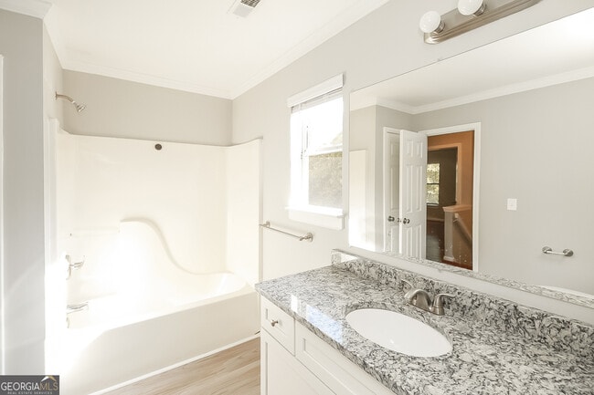 Building Photo - 2190 Surrey Trail