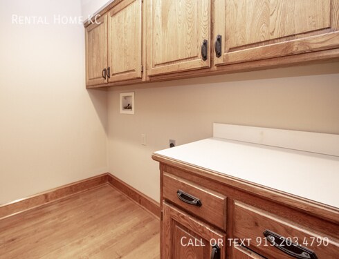 Building Photo - 11956 Farley-