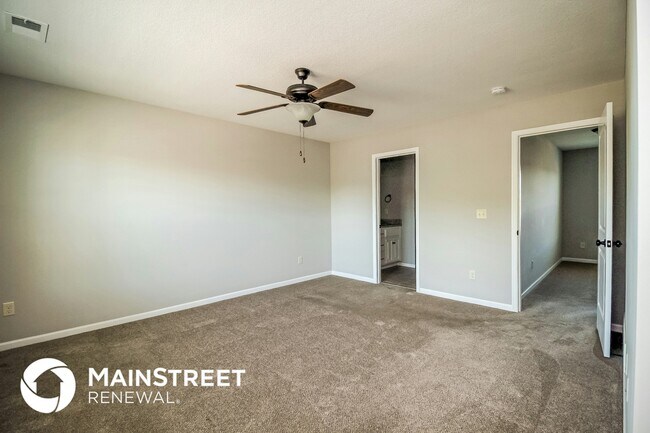 Building Photo - 9916 Webster Cir