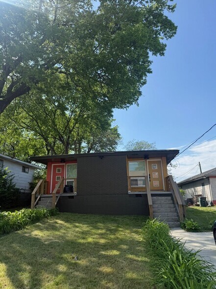 Building Photo - 2605 Carr St