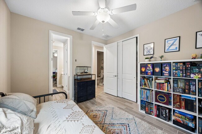 Building Photo - 118 Sadler Ct