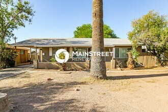 Building Photo - 3 Bedroom Pet-Friendly Home in Phoenix, AZ with Main Street Renewal
