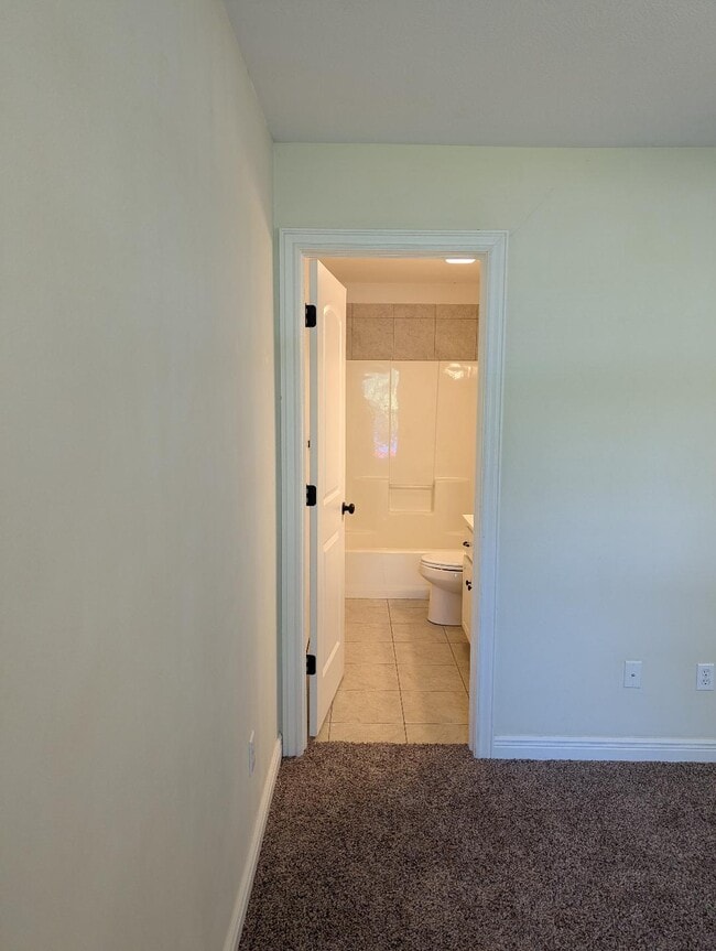 Building Photo - 530 Highlandville Rd