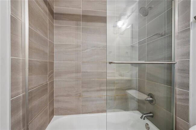 Building Photo - 6075 Webster Cir