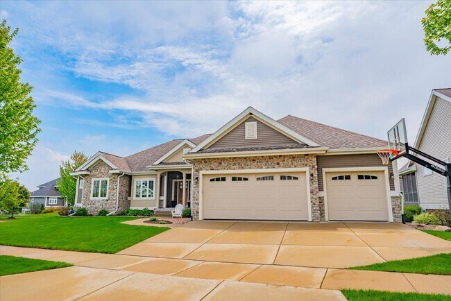 Building Photo - 1002 Millies Way