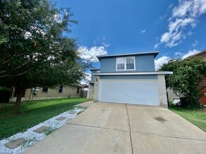 Building Photo - 4 Bedroom, 3 Bathroom in Del Valle!!