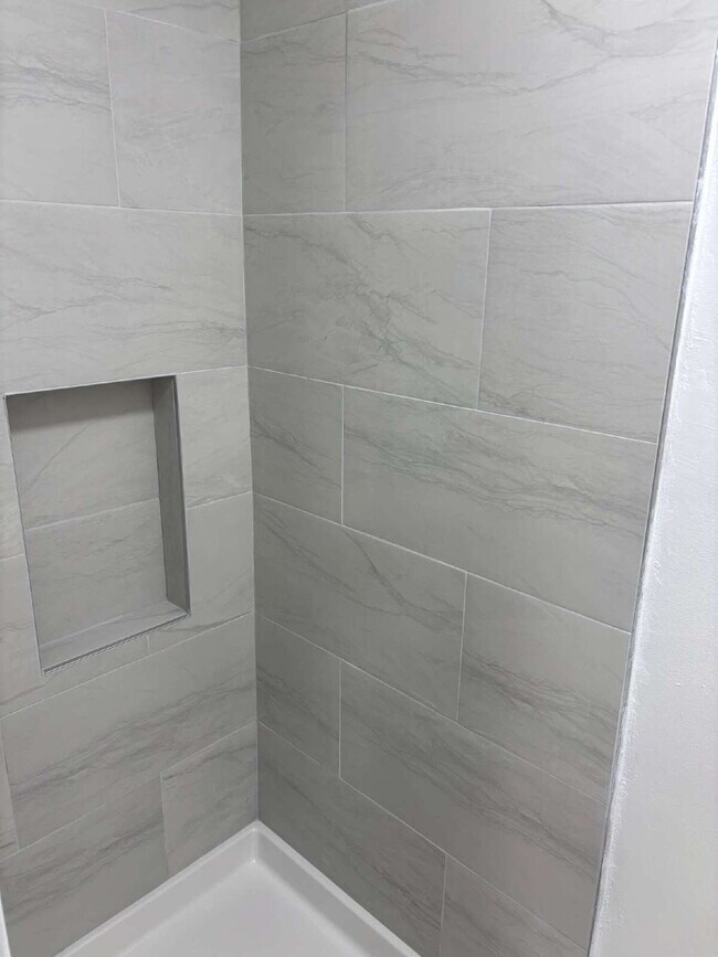 Building Photo - "Completely Remodeled and Charming 3-Bed Oasis with Pool & Fireplace in Pittsburg's Heart!"