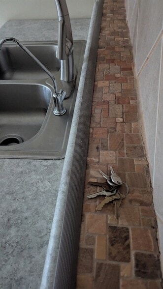 Building Photo - 2636 W Division St