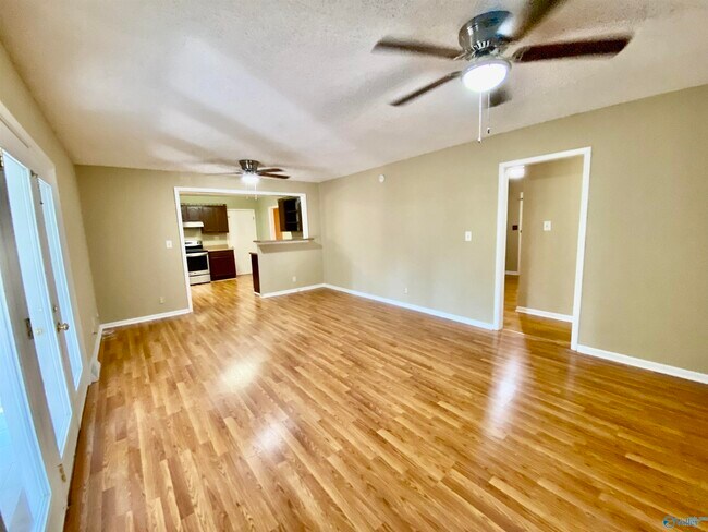 Building Photo - 1016 Arnold Rd