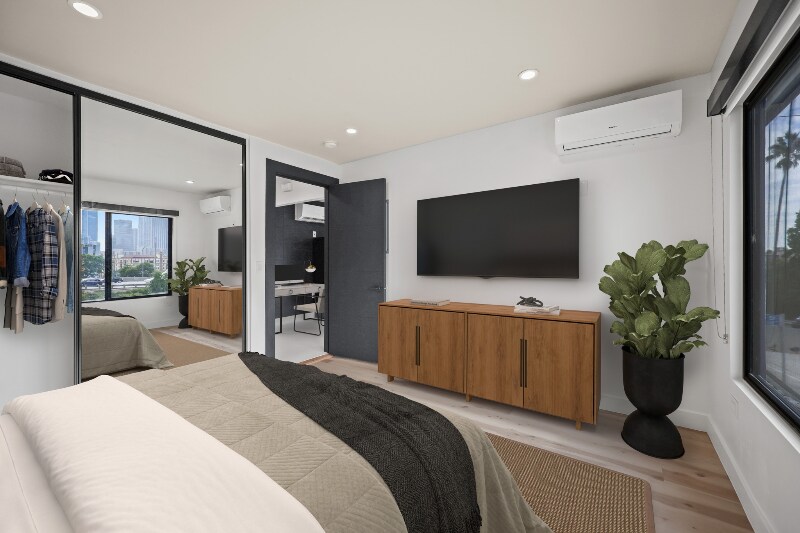 Building Photo - 1139 Bellevue Ave