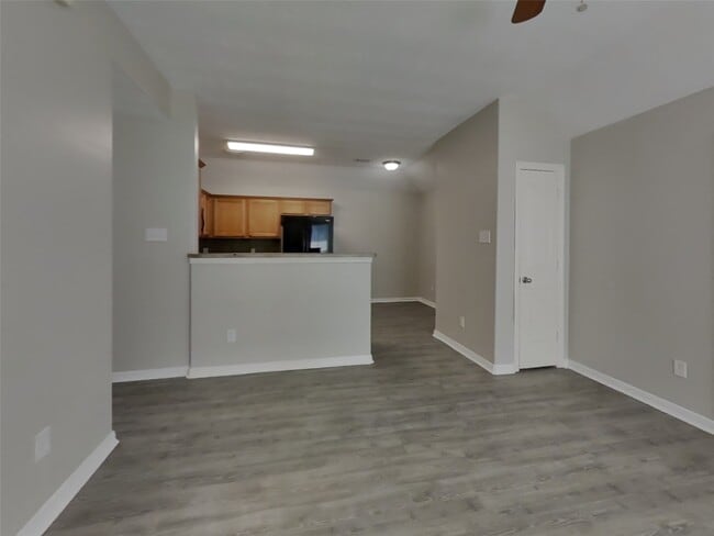Building Photo - 24307 Hard Wood Dr