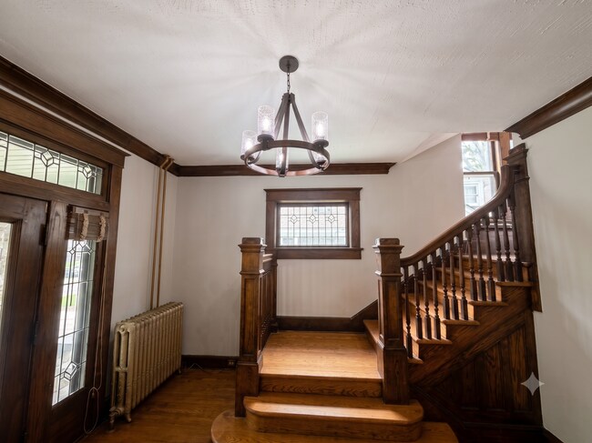 Building Photo - 1258 Agnes Pl