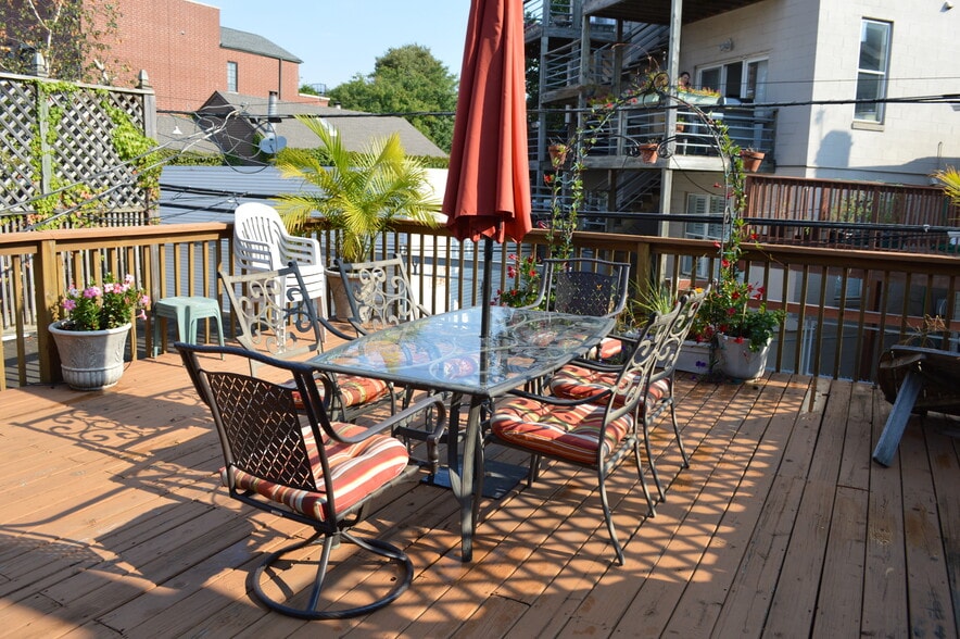 Patio Off Kitchen - 1823-2 N Clybourn Ave