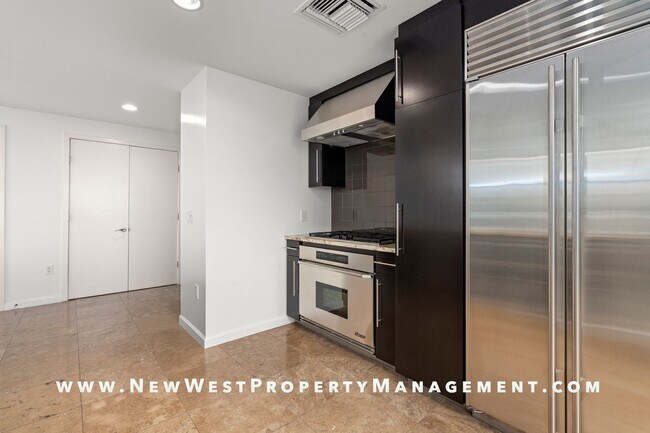 Building Photo - Spectacular Little Italy 2-Bedroom at Sapphire Tower! Small Pet Ok! Available Now!