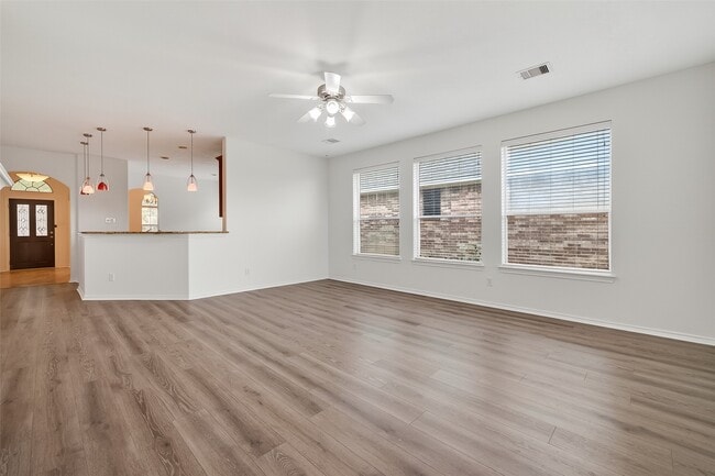 Building Photo - 13738 View Meadow Ln