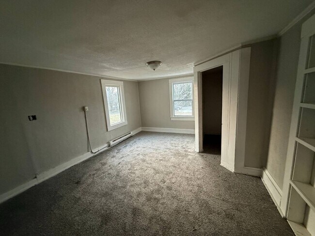 Building Photo - 2072 Salisbury Hwy