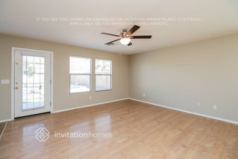 Building Photo - 3114 W Dunbar Dr