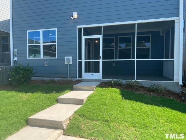 Building Photo - 365 Natsam Wds Wy