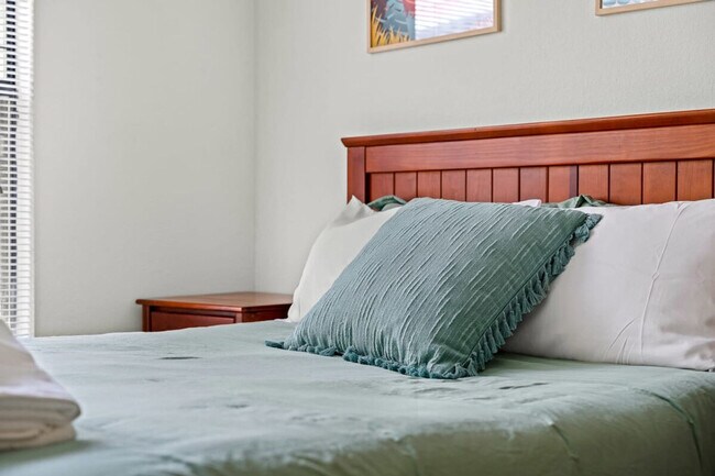 Building Photo - 15001 Caribou Ct