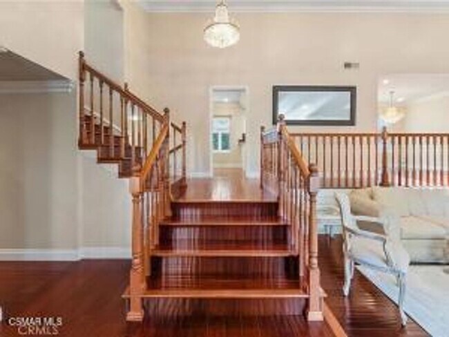 Building Photo - Beautiful 5-Bedroom Home in Westlake Village