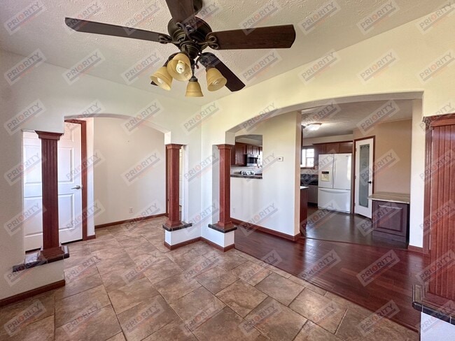 Building Photo - Rural Single Family Home