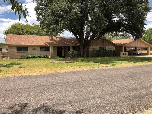 Primary Photo - 6209 Glenhaven Dr