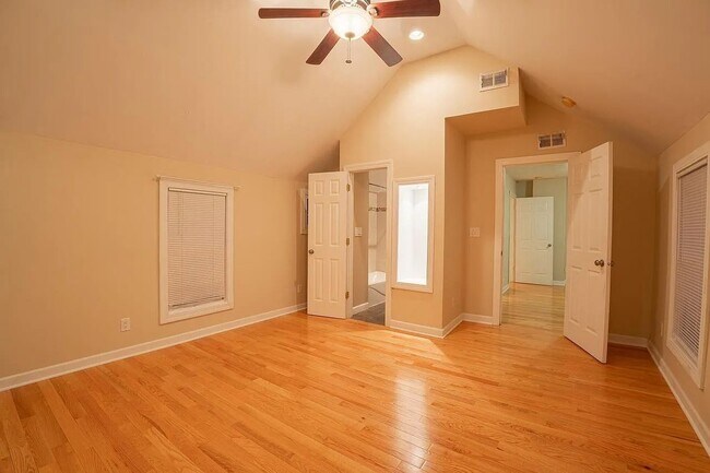 Building Photo - 1757 N Franklin Pl