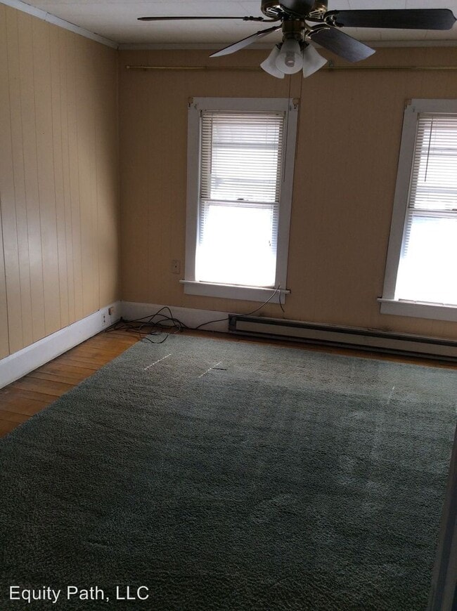 Building Photo - 2 br, 1 bath House - 941 W. Pine Street