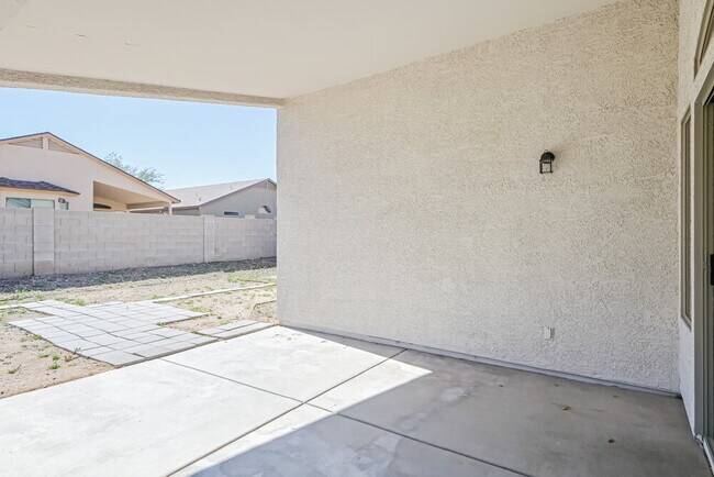 Building Photo - 4360 E Mesquite Desert Trail