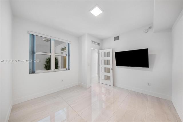 Building Photo - 360 CONDO