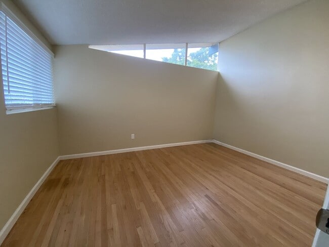 Building Photo - m458 - Fujihara