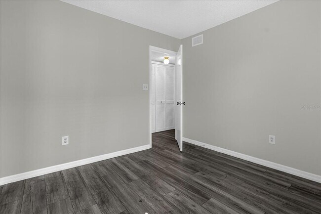 Building Photo - 2922 W Fox Squirrel Dr