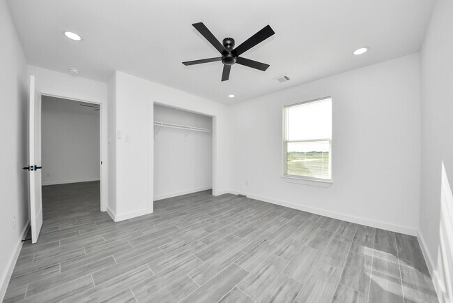 Building Photo - 2796 Harrison Rd