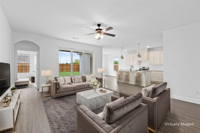 Building Photo - 2405 Peebles Ln