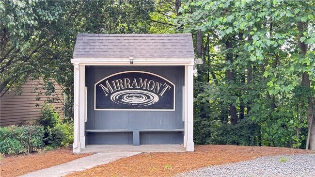 Building Photo - 506 Mirramont Pl