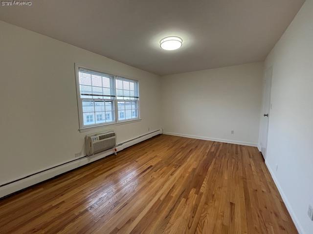 Building Photo - 84 Shore Rd