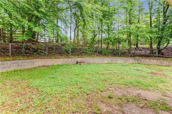 Building Photo - 2312 Gravel Springs Rd