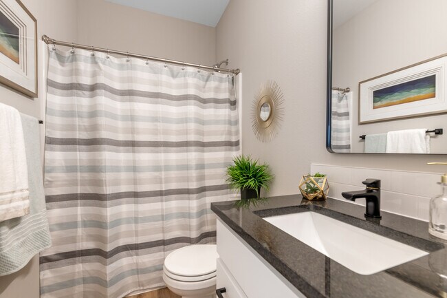 Building Photo - 12200 N Star St