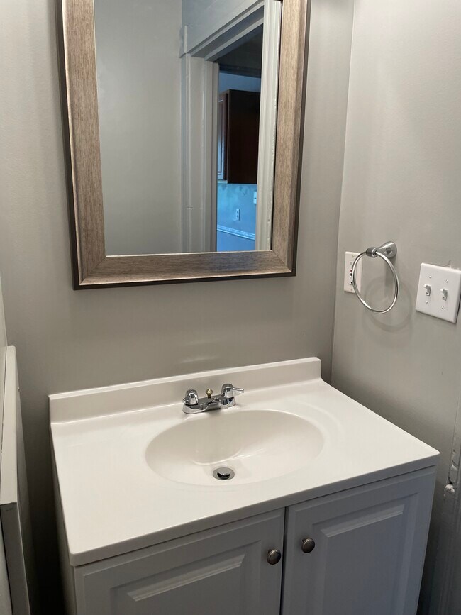 Building Photo - 3132 Ward St