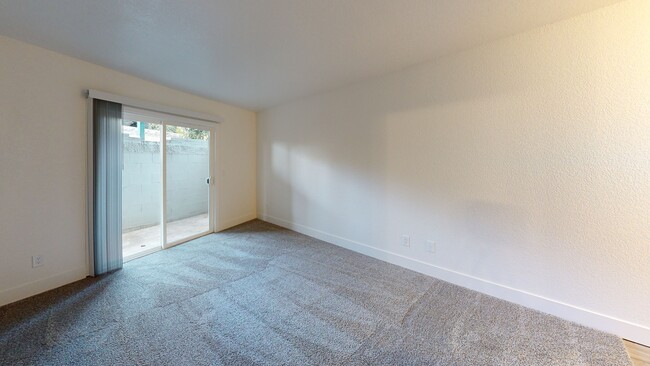 Bedroom - Copper Hill Apartments