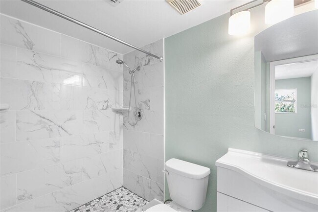 Building Photo - 6262 Emerson Ave S