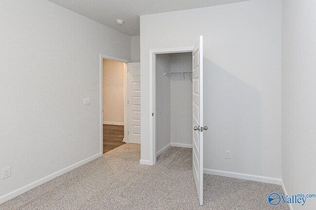 Building Photo - 231 Murphy Ln