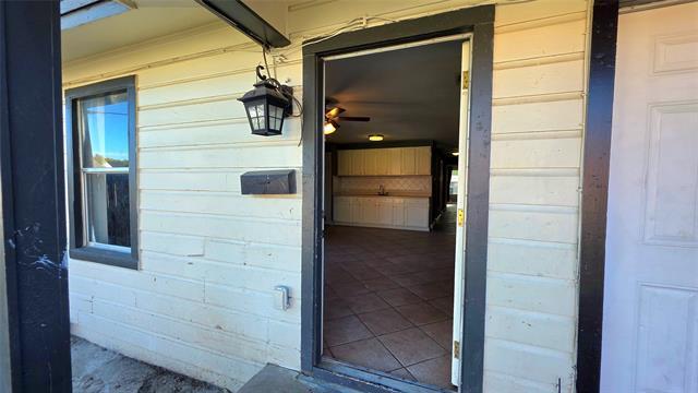 Building Photo - 1417 College St